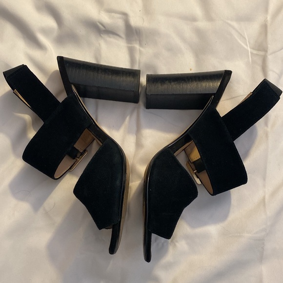 Adrienne Vittadini Shoes - Adrienne Vittadini Buckle Block Heeled Sandals